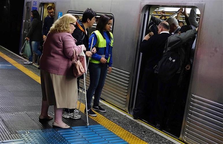 Yuk intip Komuter Sao Paulo BRAZIL yg terkenal super padat di dunia &#91;PICT&#93;