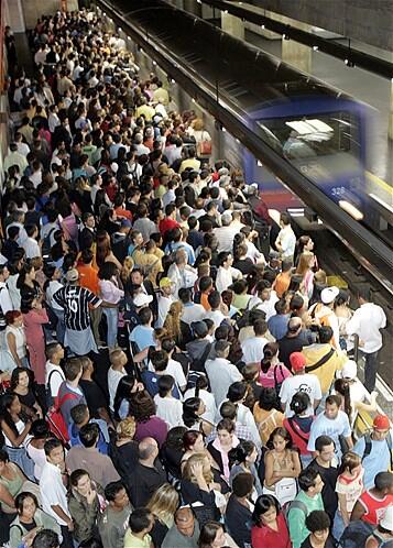 Yuk intip Komuter Sao Paulo BRAZIL yg terkenal super padat di dunia &#91;PICT&#93;