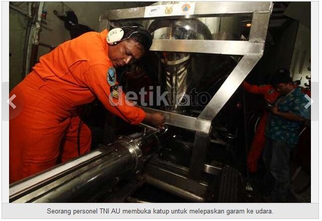 Modifikasi CUACA dengan GARAM di JAKARTA !!! >>> Inilah cara KERJAnya<<< +++Foto2nya