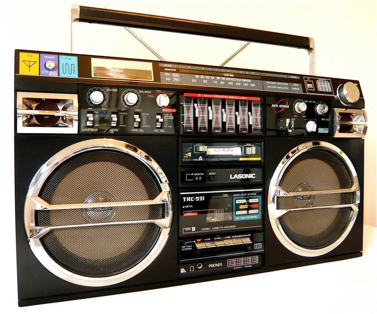 Gan, nyari Boombox begini dimana ya gan? ane nyari susah banget