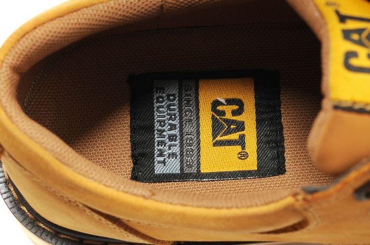 Terjual Sepatu  Caterpillar  Low Nubuck Yellow KASKUS