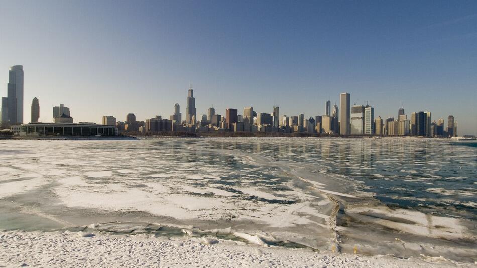 Sensasi Memotret Chicago di Suhu Minus 40 Derajat