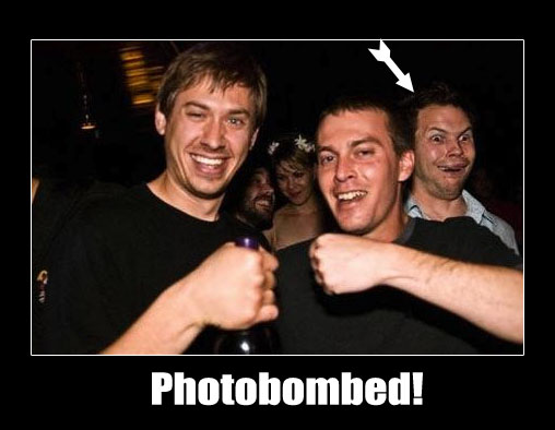 photobomb , si Perusak foto yang gak diundang