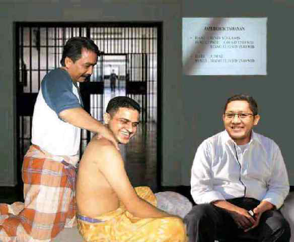 kekompakan Andi, nazarudin dan anas dalam sel.