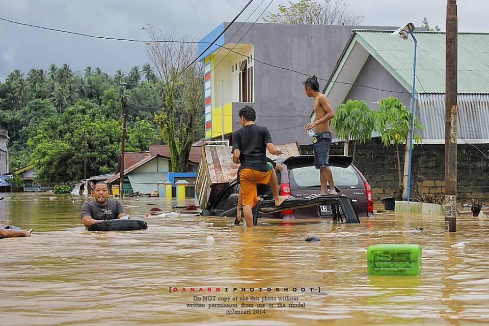 Banjir Manado &#91;PICS UPDATE&#93;