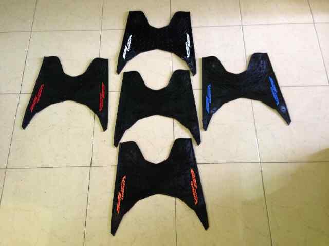 KARPET / BORDES / ALAS KAKI KARET VARIO 125 Bandung Cimahi