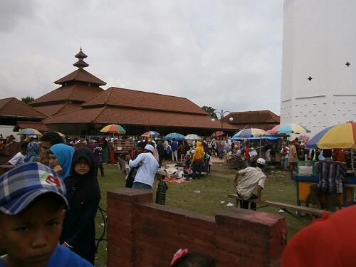 Tidak terurusnya masjid agung Banten