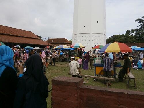 Tidak terurusnya masjid agung Banten