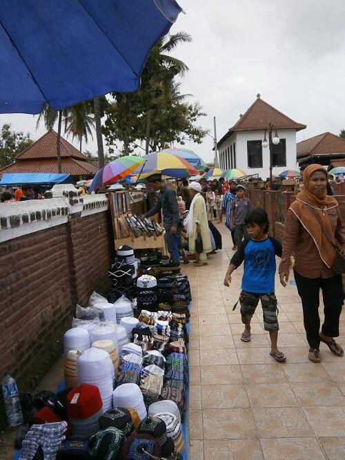 Tidak terurusnya masjid agung Banten