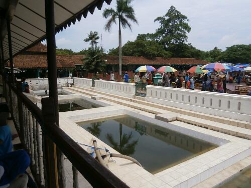 Tidak terurusnya masjid agung Banten