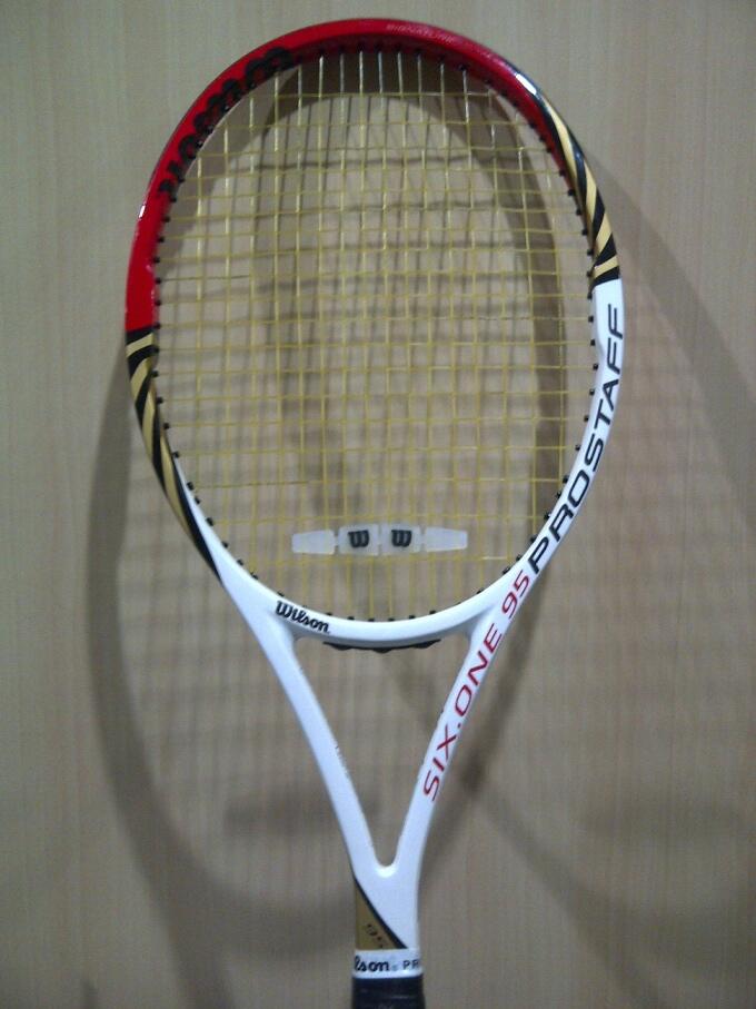 WTS RAKET TENIS WILSON PRO STAFF SIX ONE 95 BLX