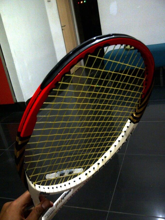 WTS RAKET TENIS WILSON PRO STAFF SIX ONE 95 BLX