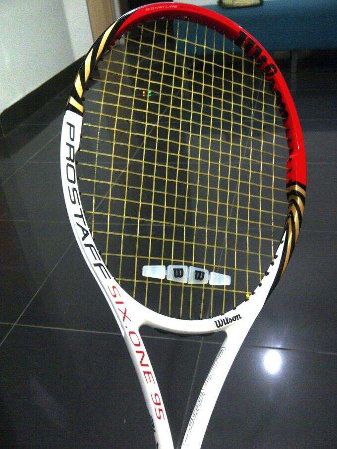 WTS RAKET TENIS WILSON PRO STAFF SIX ONE 95 BLX