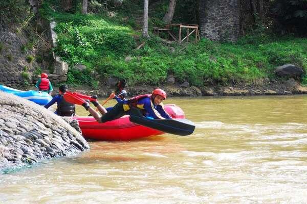 RIVERBOARDING, olahraga apa ini? 