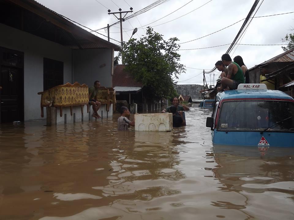 Banjir Manado &#91;PICS UPDATE&#93;