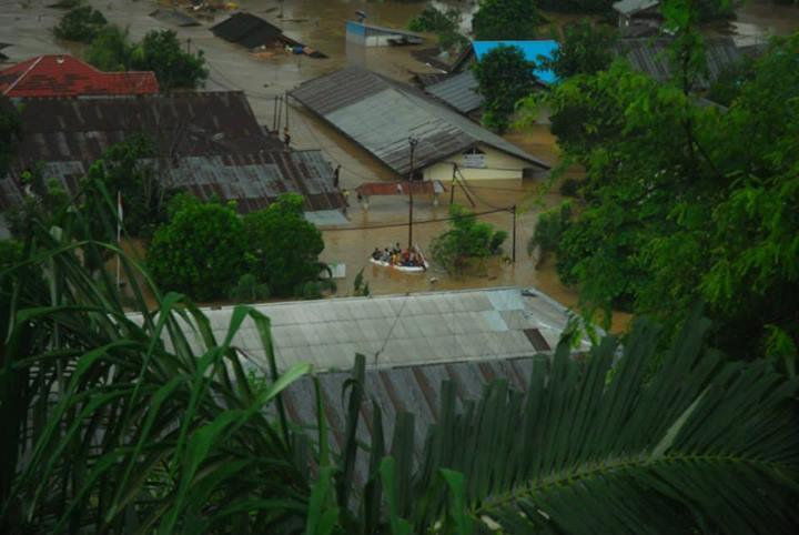 Banjir Manado &#91;PICS UPDATE&#93;