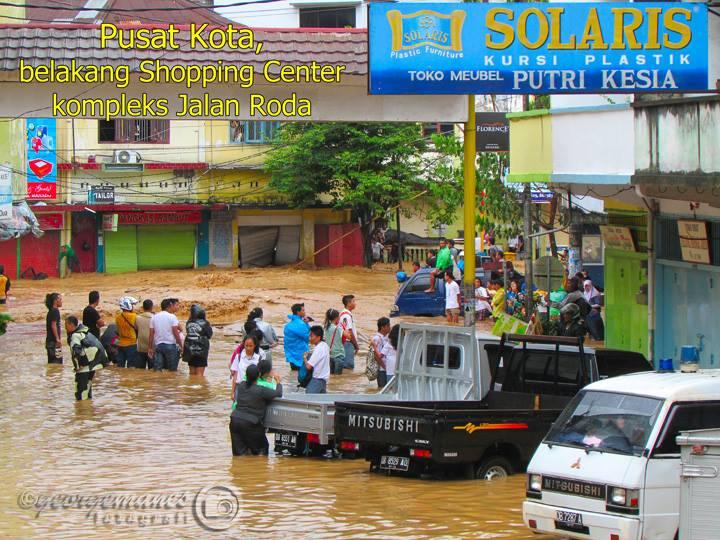 Banjir Manado &#91;PICS UPDATE&#93;