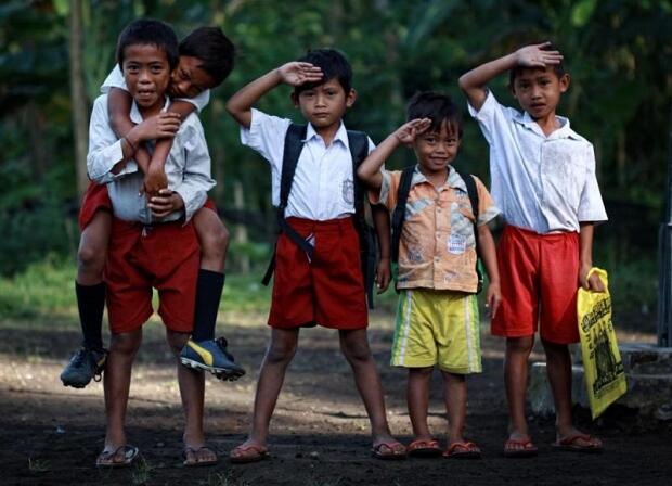 ayo kembalikan budaya indonesia yang arif dan bijaksana