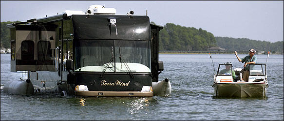 .:: Water Bus Solusi Untuk Jakarta Banjir (menurut Ane) ::.