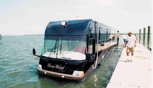 .:: Water Bus Solusi Untuk Jakarta Banjir (menurut Ane) ::.