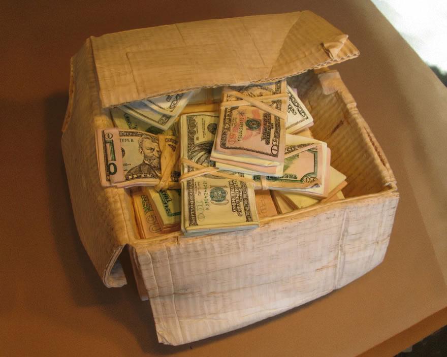 Ini Pasti Dolar Palsu, Bukan Asli