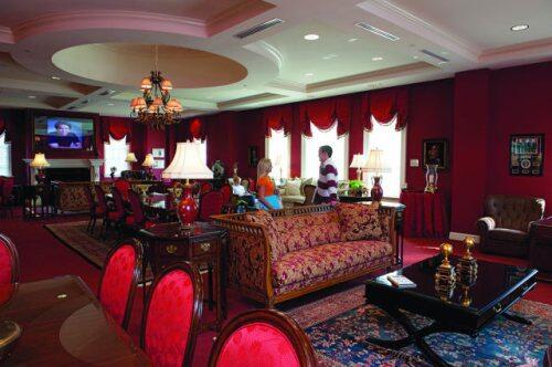 High Point University, Universitas Dengan Fasilitas Paling Lengkap &amp; Mewah!!!