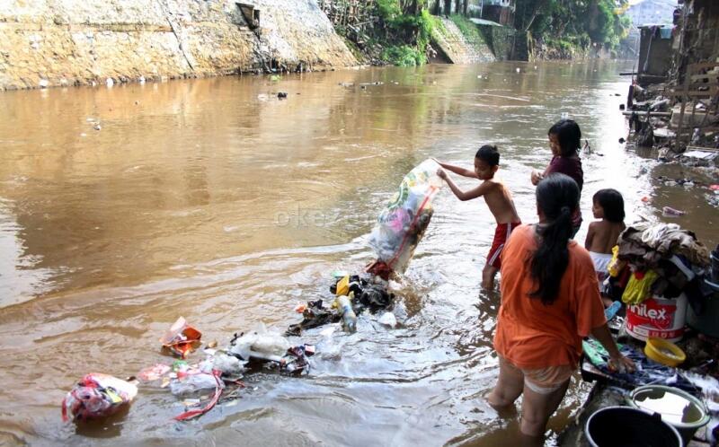 sampah vs lingkungan