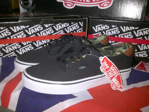 Terjual Sepatu  Vans  Era Camo Army Waffle IFC Authentic 