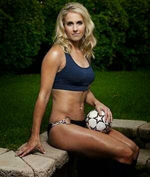 5 PESEPAK BOLA WANITA TERCANTIK DAN HOT DUNIA