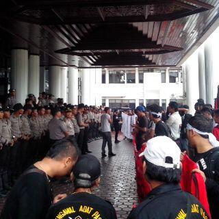 Aksi Damai #SaveSepinggan Balikpapan (16 Jan 2014)