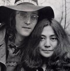 5 Fakta Memalukan John Lennon