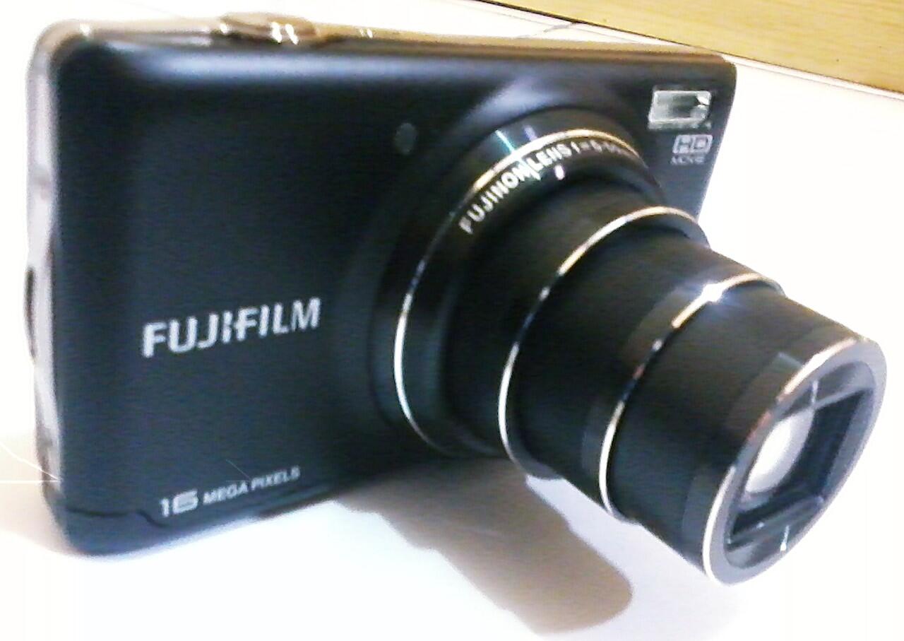 Kamera Digital FujiFilm Finepix T400 (16 MP + 10 Optical Zoom)