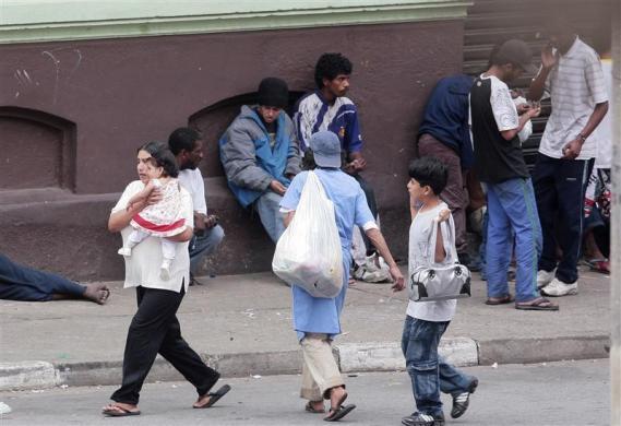 Selamat Datang Di Cracolandia,The Walking dead Sao Paulo