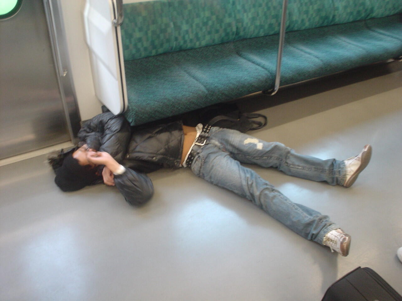 Begini Cara Tidur Koplak Orang Jepang Gan