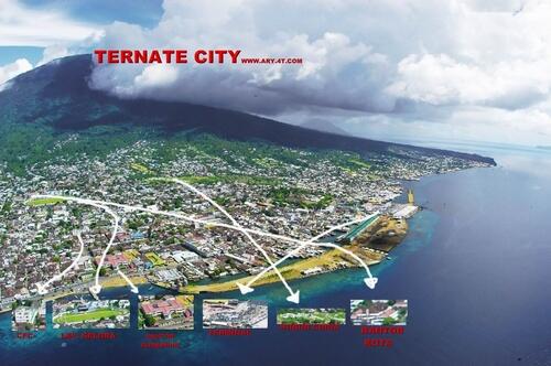Keindahan Sebuah Kota Kecil (Ternate, Maluku Utara)