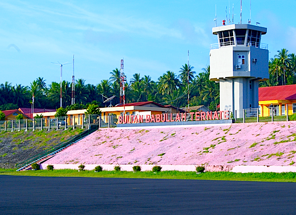 Keindahan Sebuah Kota Kecil (Ternate, Maluku Utara)