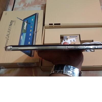 samsung galaxy note 10.1 p601 black umur 2bulan garansi resmi SEIN pajang.