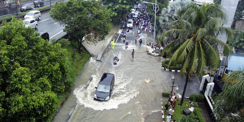 Mari Berdoa Untuk Korban Bencana Alam di Indonesia