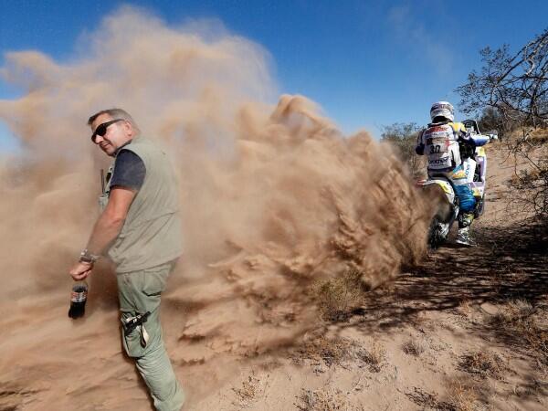 Pemandangan Spektakuler di Reli Dakar 2014
