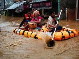 Aktifitas Yang Bikin Happy Saat Banjir Datang