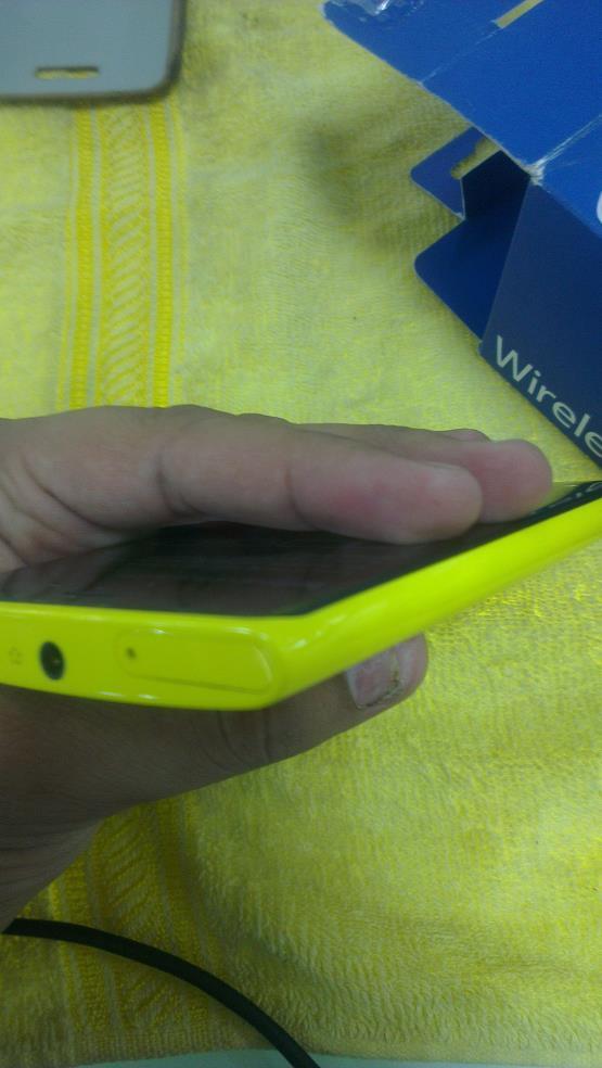Nokia Lumia 920 yellow mulus bgt fullset plus carger wifi portable cod bogor only