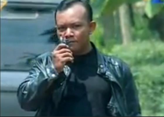 7 Ciri-ciri Penjahat di Sinetron 90an