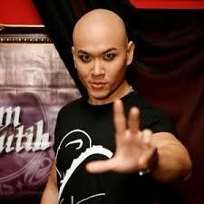 5 Selebritis Indonesia Yang Botak Permanen