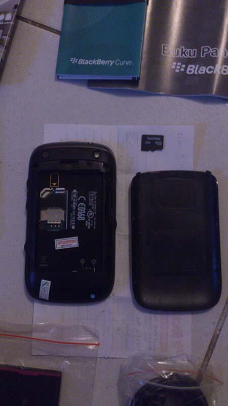 Blackberry Curve 3G 9320 (Armstrong) Muluss tanpa baret, Ex Wanita, Garansi msh 19bln