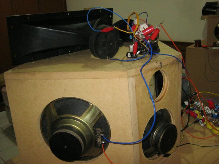 Speaker amp