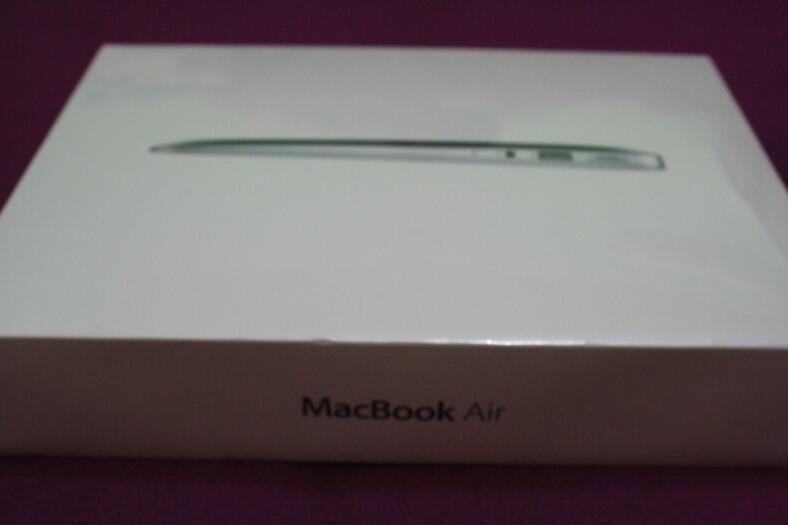 JUAL Samsung galaxy s3,ipad mini wifi 16gb white,macbook 11",kamera pocket,vacuum