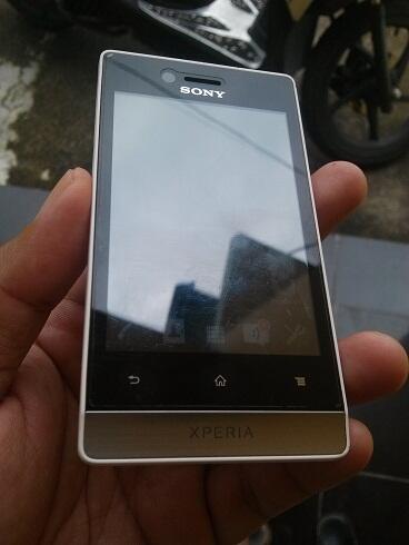 hp android xperia miro batangan jogja