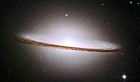 10 Keindahan Galaksi Yang Tertangkap Teleskop HubbleSpace