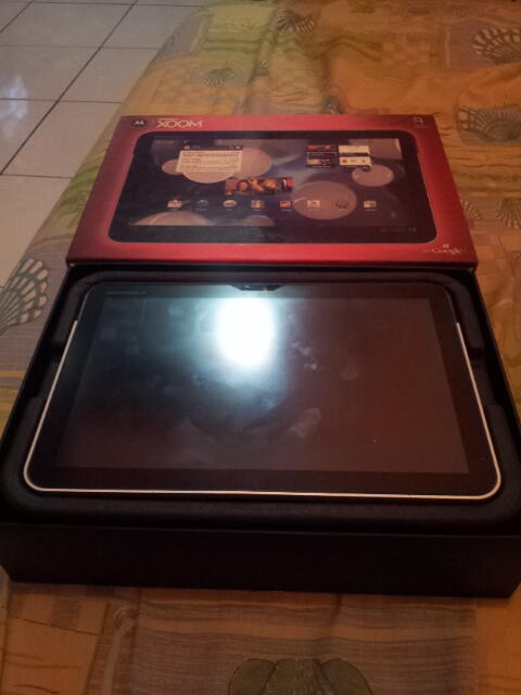 Motorolla Xoom MZ601 32G 3G Wifi Android Kitkat bisa Barter or TT Bandung