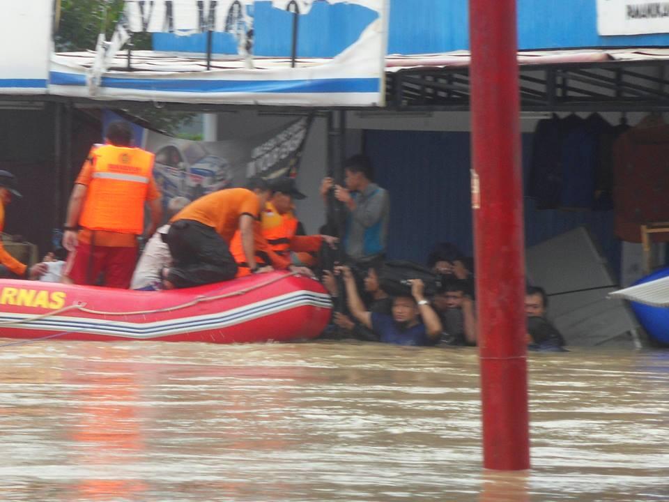 BANJIR PAMANUKAN LEBIH PARAH DARIPADA JAKARTA !!! #SAVEPANTURA #SAVEPAMANUKAN